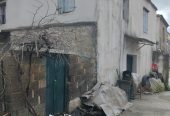 Πωλείται πέτρινη διώροφη κατοικία στη Λευκίμμη