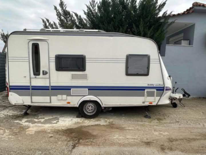 Πωλείται τροχόσπιτο 6Χ3