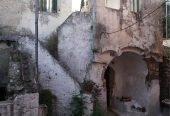 Πωλείται σπίτι στους Κυνοπιάστες