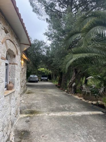 Ενοικιάζεται επιπλωμένη μονοκατοικία Νότια της Κέρκυρας