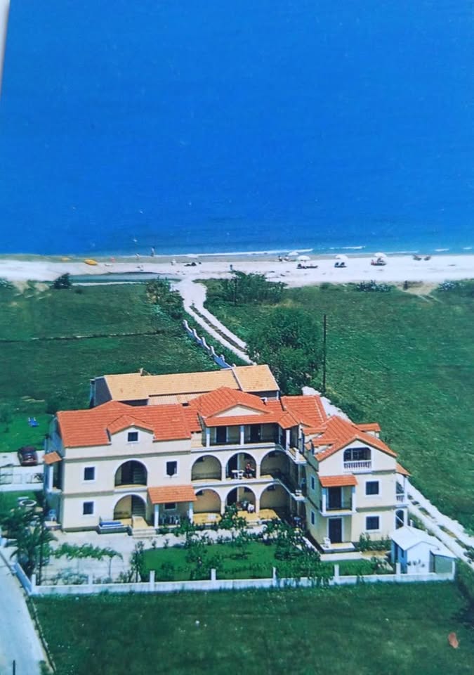 Πωλείται επιχείρηση που βρίσκεται στην Αχαράβη