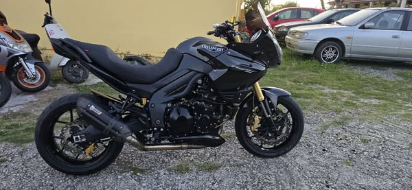 Πωλείται Tiger 1050