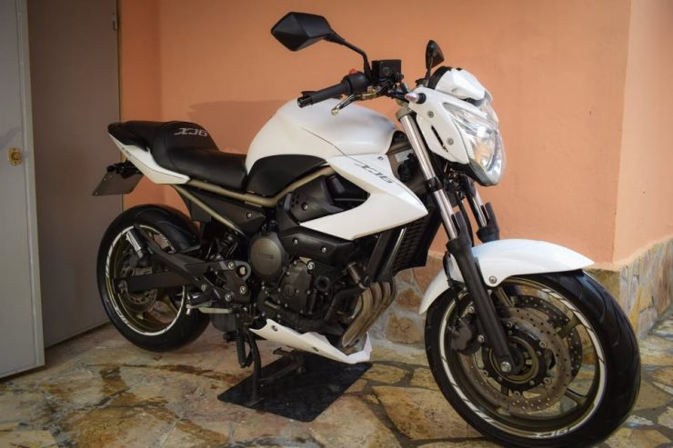 Πωλείται Μοτοσυκλέτα 2009 Yamaha xj-6 n