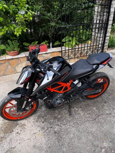 KTM Duke 390 2022