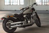 Harley slim 2017