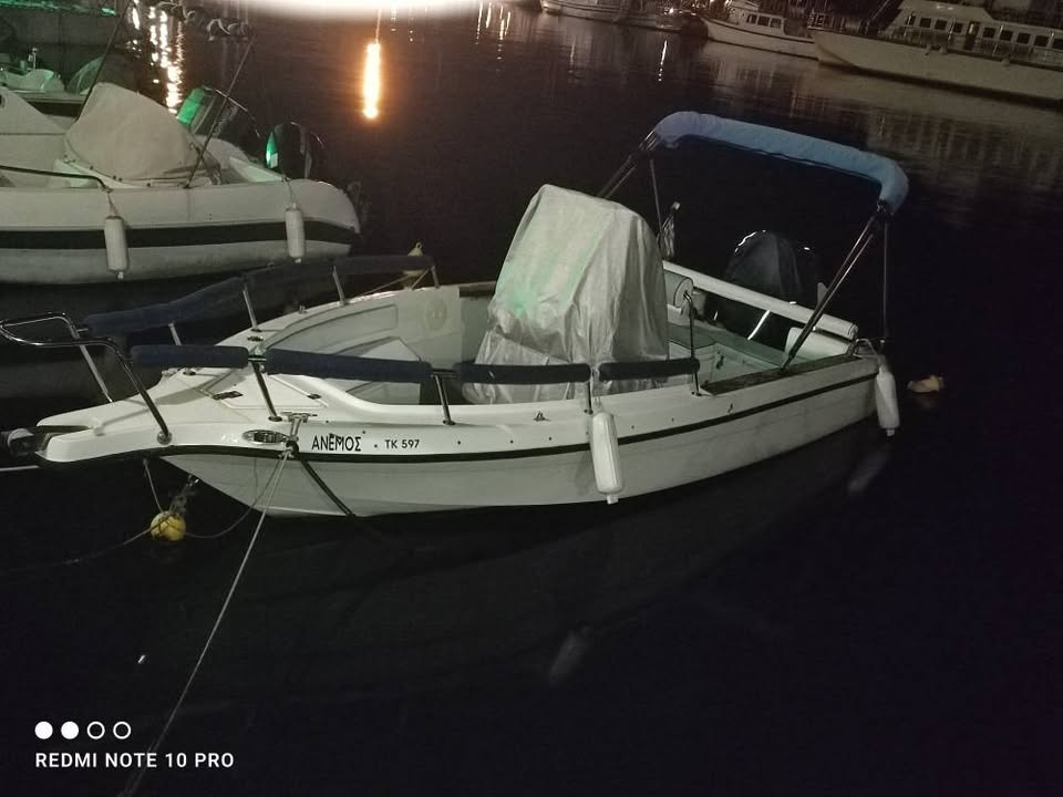 Αίολος 5,93 μέτρα με μηχανή 150 e-tec