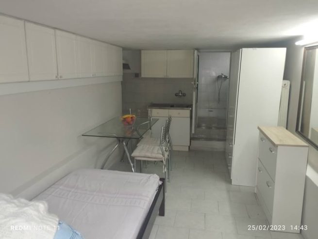 Ενοικιάζεται στούντιο στο Μαντούκι
