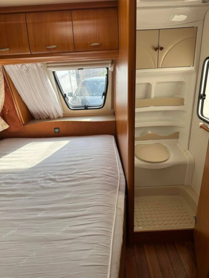 Πωλείται τροχόσπιτο 6Χ3