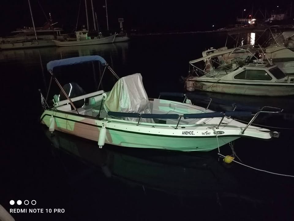 Αίολος 5,93 μέτρα με μηχανή 150 e-tec