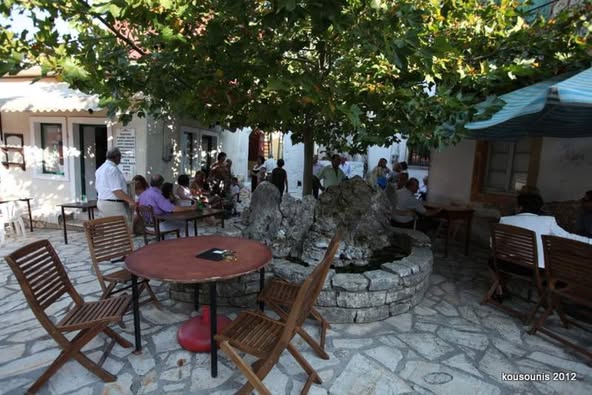 ΣΩΚΡΑΚΙ -Αγροτεμάχιο με πετρινη αποθηκούλα (20τμ) 1600τμ