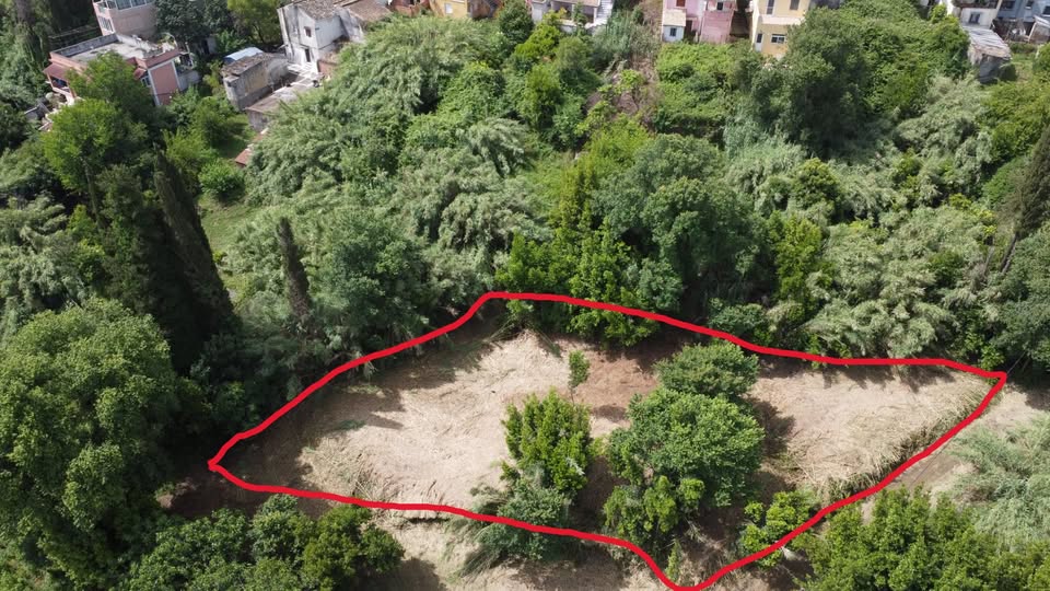 Πωλειται οικοπεδο