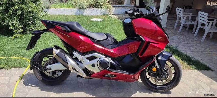 Honda Forza 750