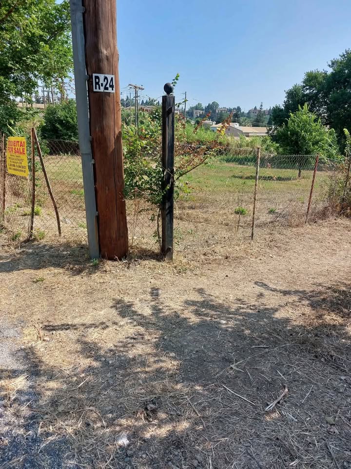 ΑΛΕΠΟΥ ΠΩΛΕΙΤΑΙ ΟΙΚΟΠΕΔΟ ΕΝΤΟΣ ΟΙΚΙΣΜΟΥ 2400 τμ