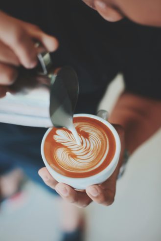 Barista Βοηθός Σερβιτόρος για εστιατόριο στην Μαρίνα Γουβιων