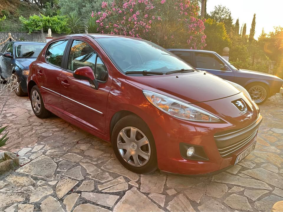 Peugeot 207