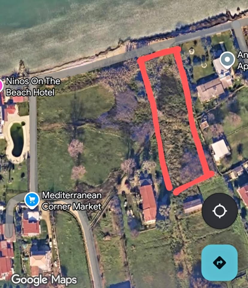 Παραθαλάσσιο οικόπεδο στην βόρεια ακτή της Κέρκυρας