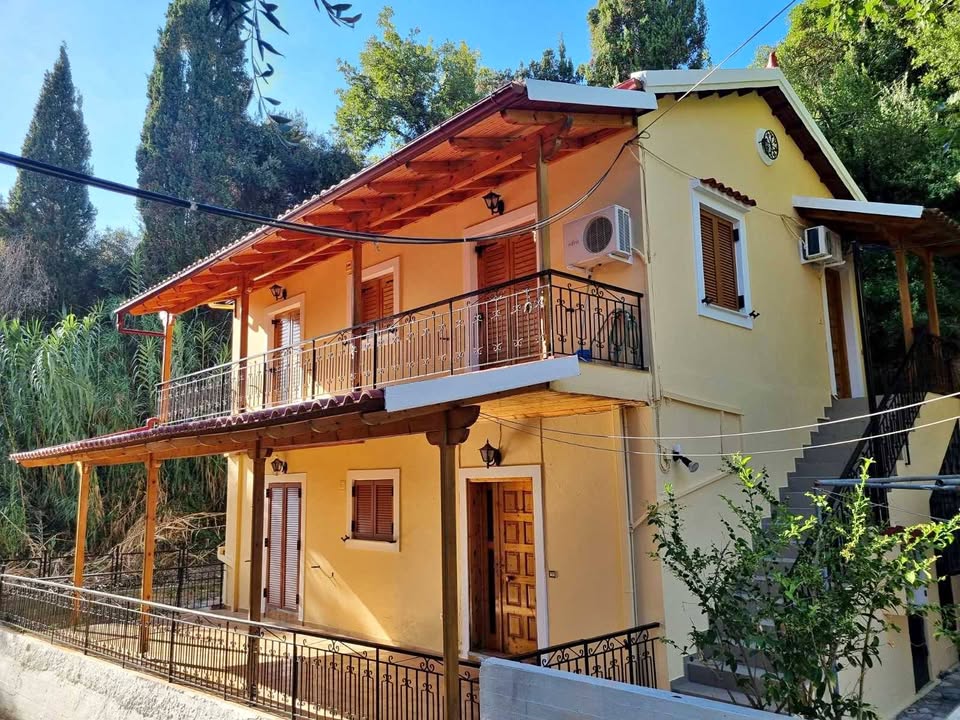 Πωλείται ισόγειο διώροφης κατοικίας στον Άγιο Γόρδιο