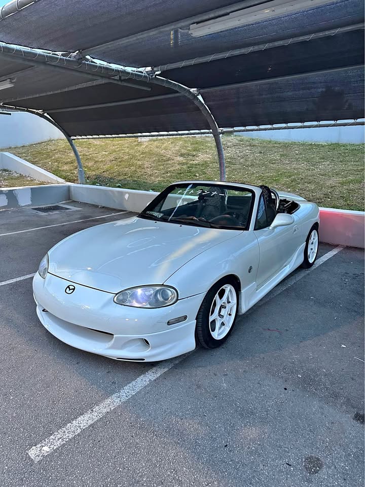 Mazda MX-5 2001