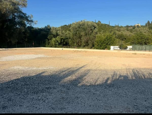 Ενοικιάζεται οικόπεδο 1100 τμ