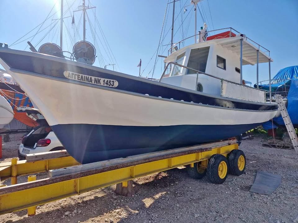 Καΐκι με επαγελματικη αδεια 2,98gt