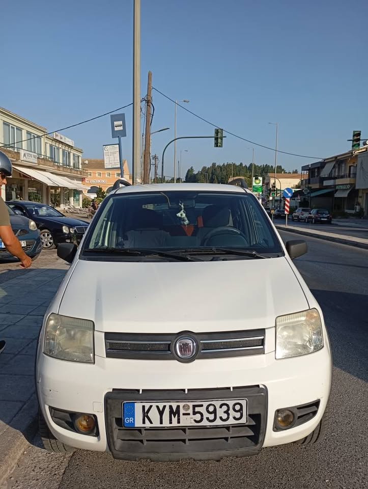 ΠΩΛΕΙΤΑI ΤΟ FIAT PANDA 1300CC 4×4 DIESEL