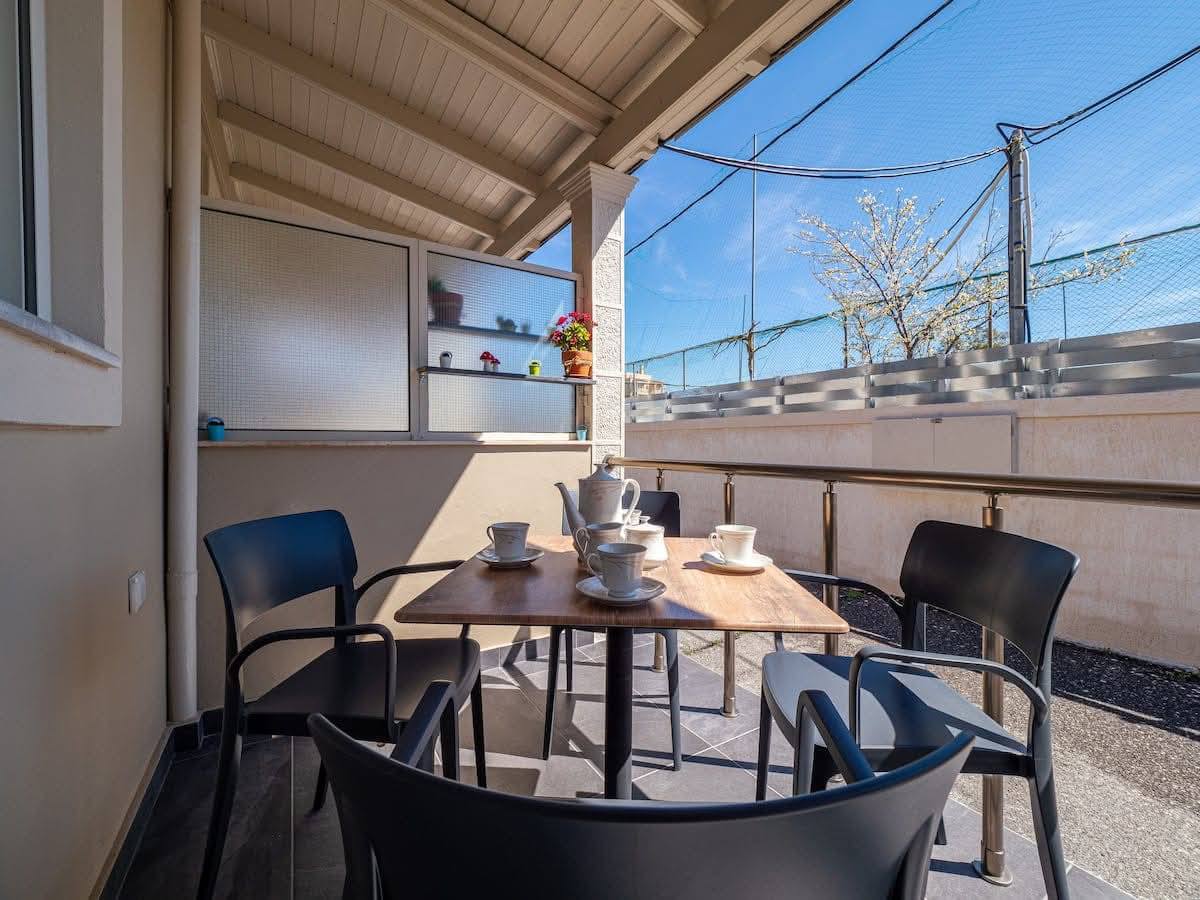 Ενοικιάζονται δυο ισογεια διαμερίσματα 50τ.μ στην περιοχή Αλυκες Ποταμού