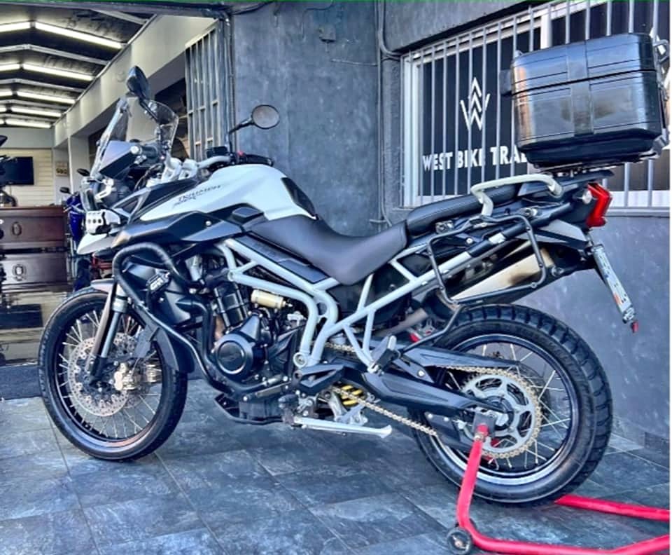 Triumph tiger 800xc