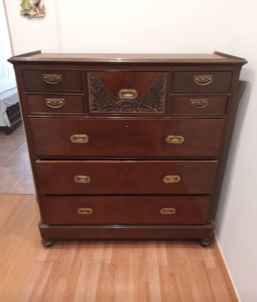 Πωλείται παλιός κομός