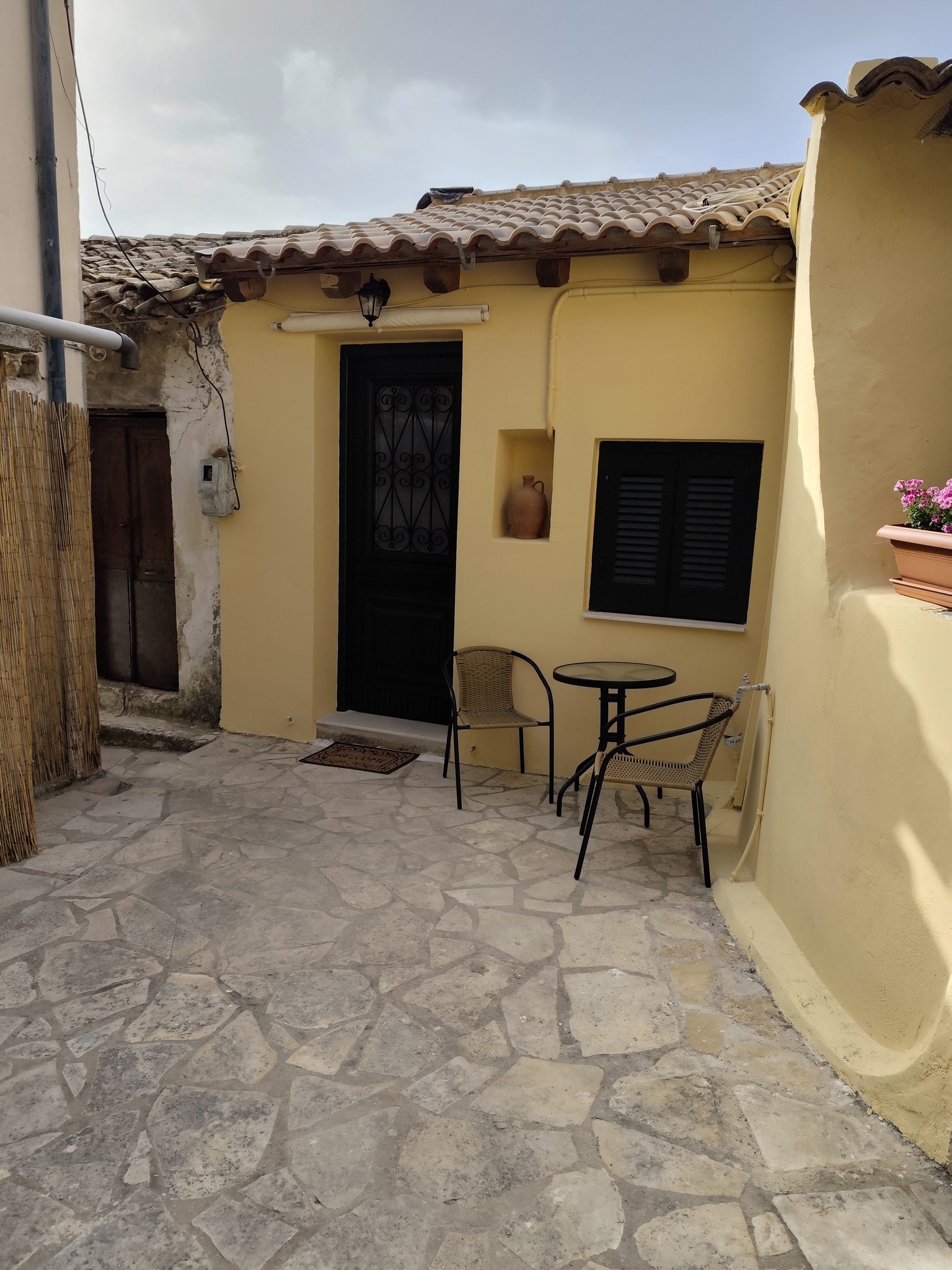 Ενοικιάζεται το κατάλυμα Village Sense στην Άνω Κορακιάνα