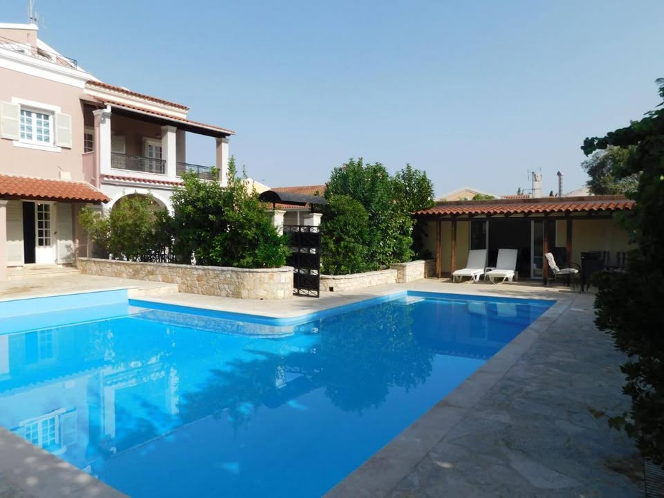 Πωλείται μονοκατοικία Βίλλα στην περιοχή Αλεπού Κέρκυρα