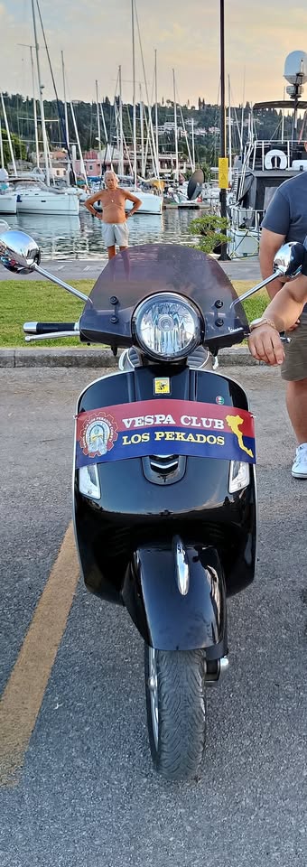 Πωλείται Vespa GTS