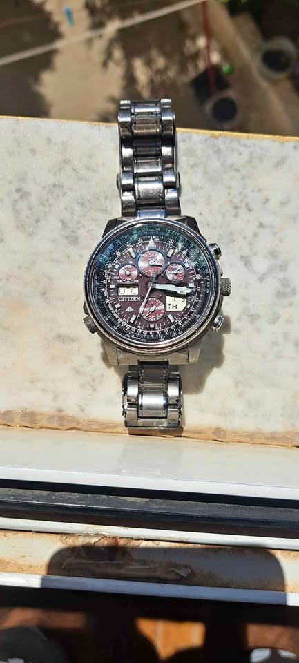 Πωλειται ρολόι Citizen eco drive