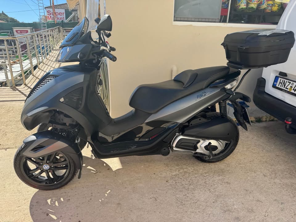 Piaggio MP3 300 LT 2015 YOURBAN Πωλείται λόγου αλλαγής κατηγορίας 6976767636