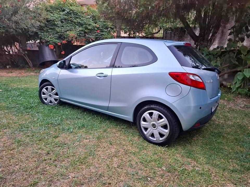Πωλείται mazda 2 πετρέλαιο 2008