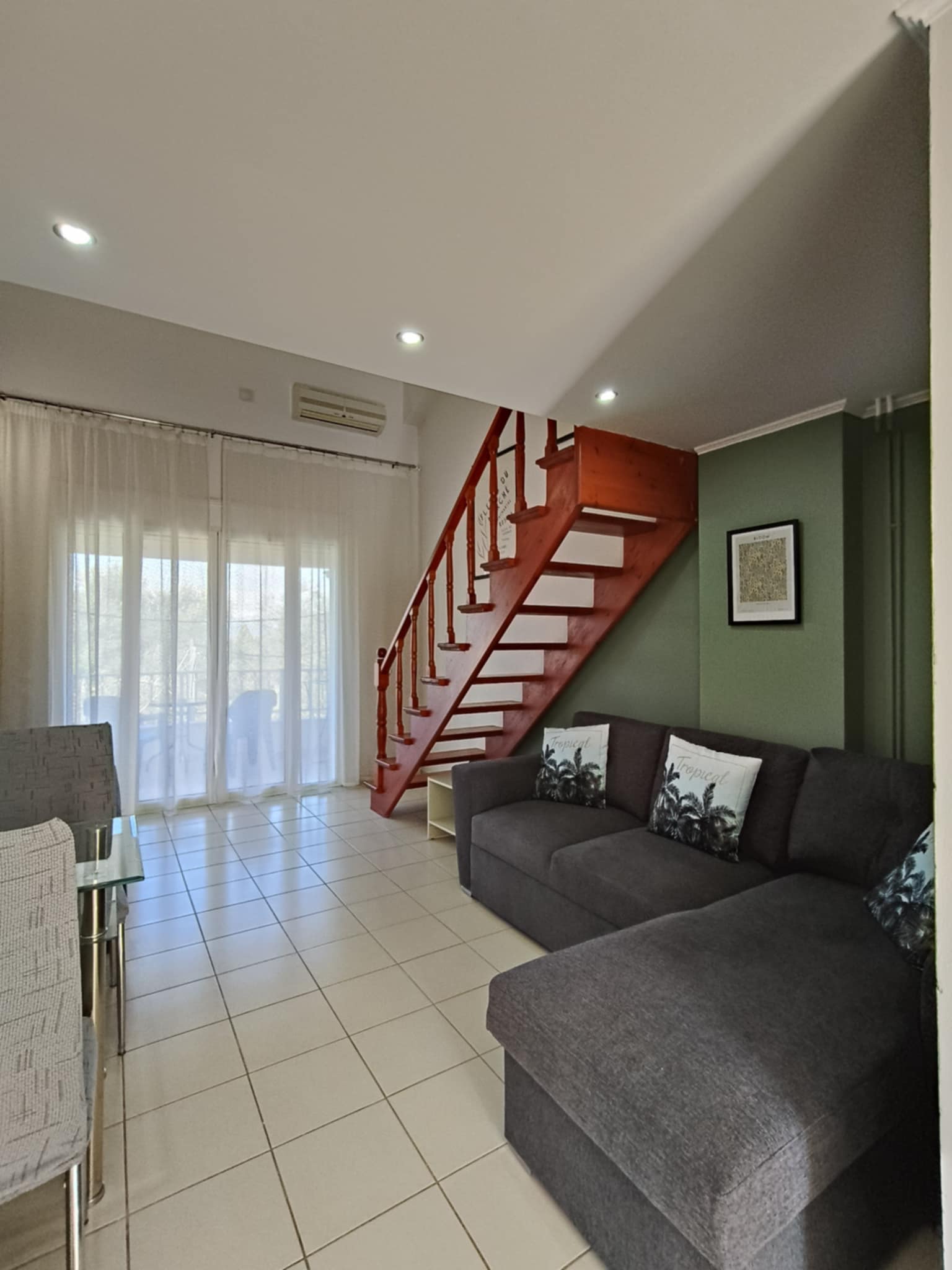 Ενοικίαση σπιτιού Οκτώβριο έως τέλος Μαρτίου