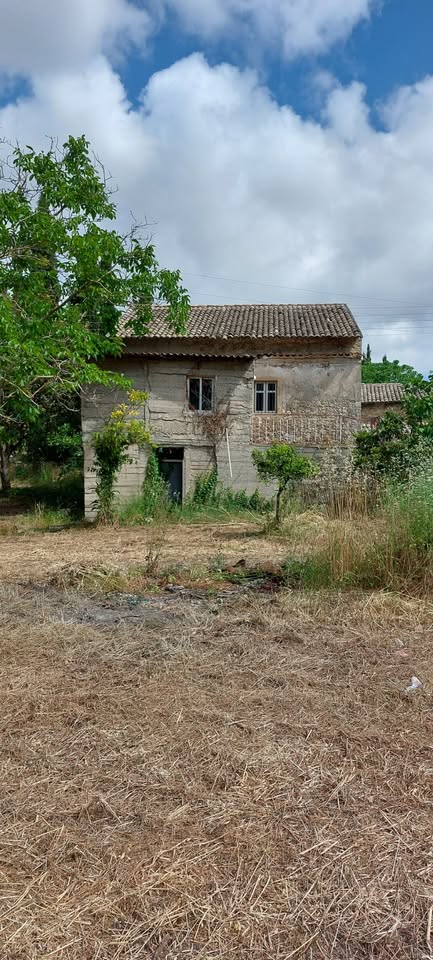 ΠΩΛΕΙΤΑΙ ΜΟΝΟΚΑΤΟΙΚΙΑ ΠΑΛΑΙΑ