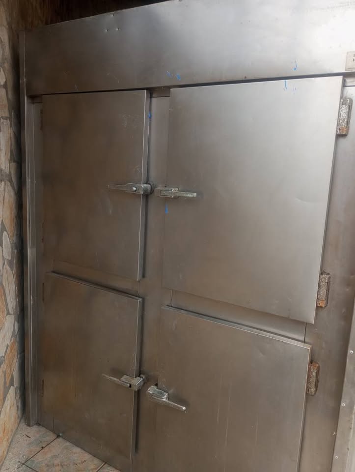 Πωλείται Ψυγείο θάλαμος Ινοξ