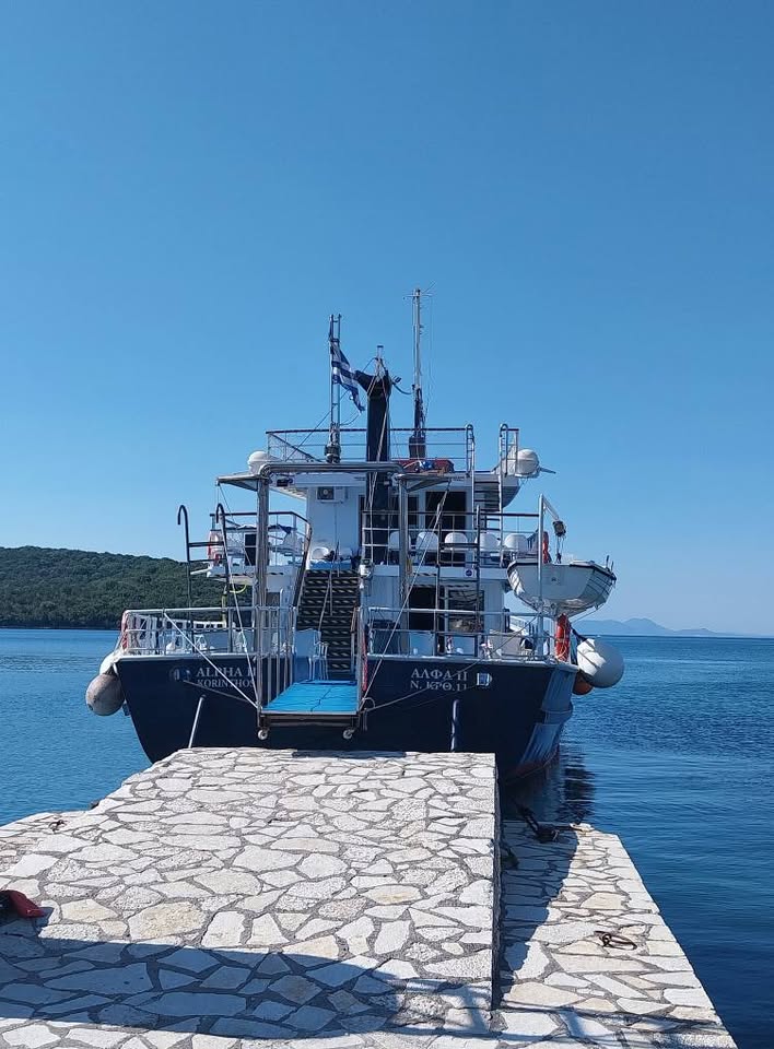 Ημεροπλοιο 150 άτομα 25 μετρα