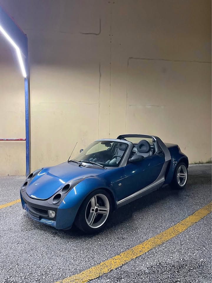 Smart roadster