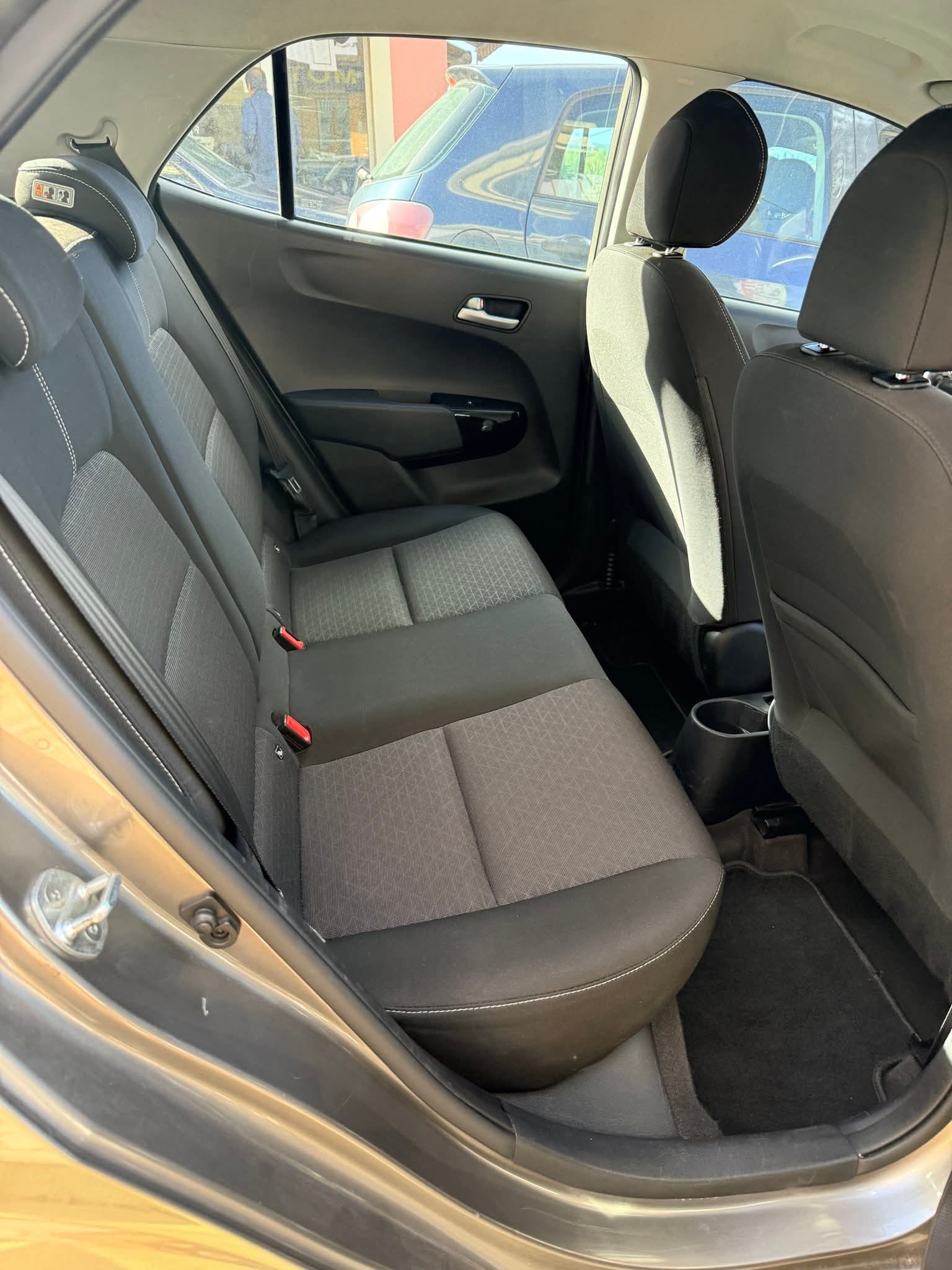 Πωλείται Kia picanto 5/2018 full extra