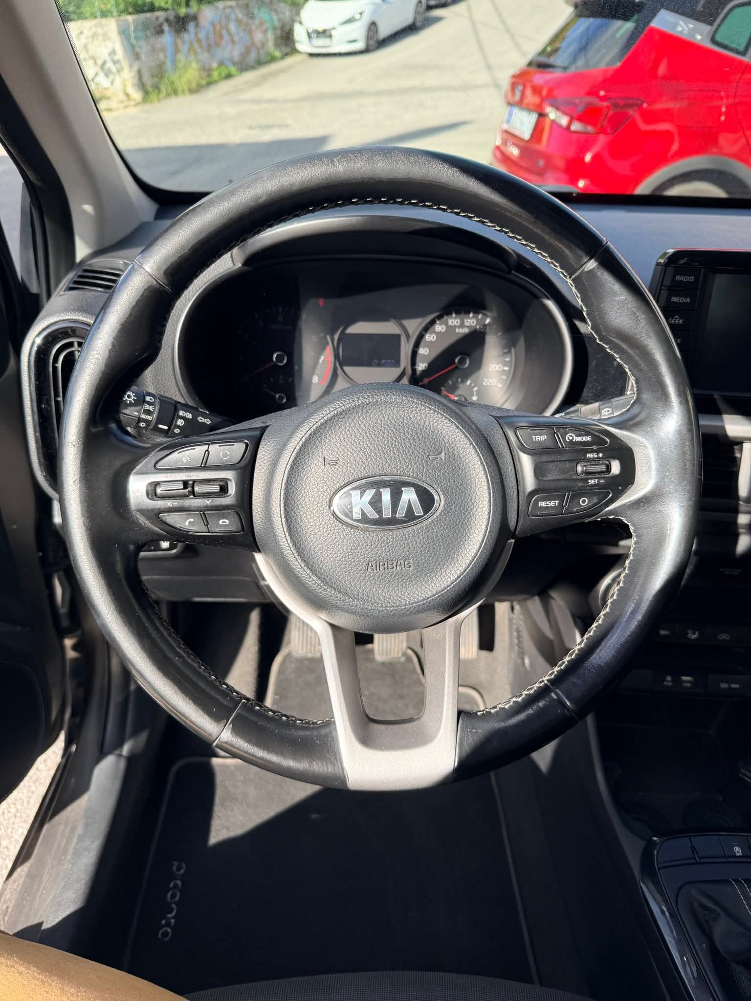 Πωλείται Kia picanto 5/2018 full extra