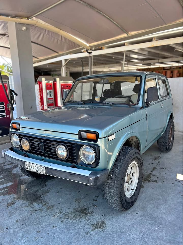 Lada niva 1.7i 4×4