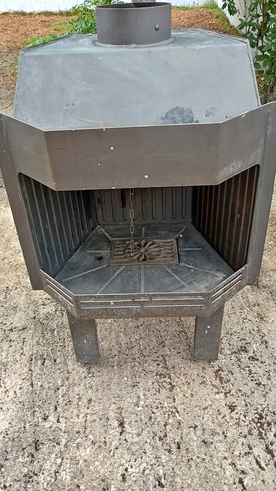 Τζάκι 80ρι από μαντέμι