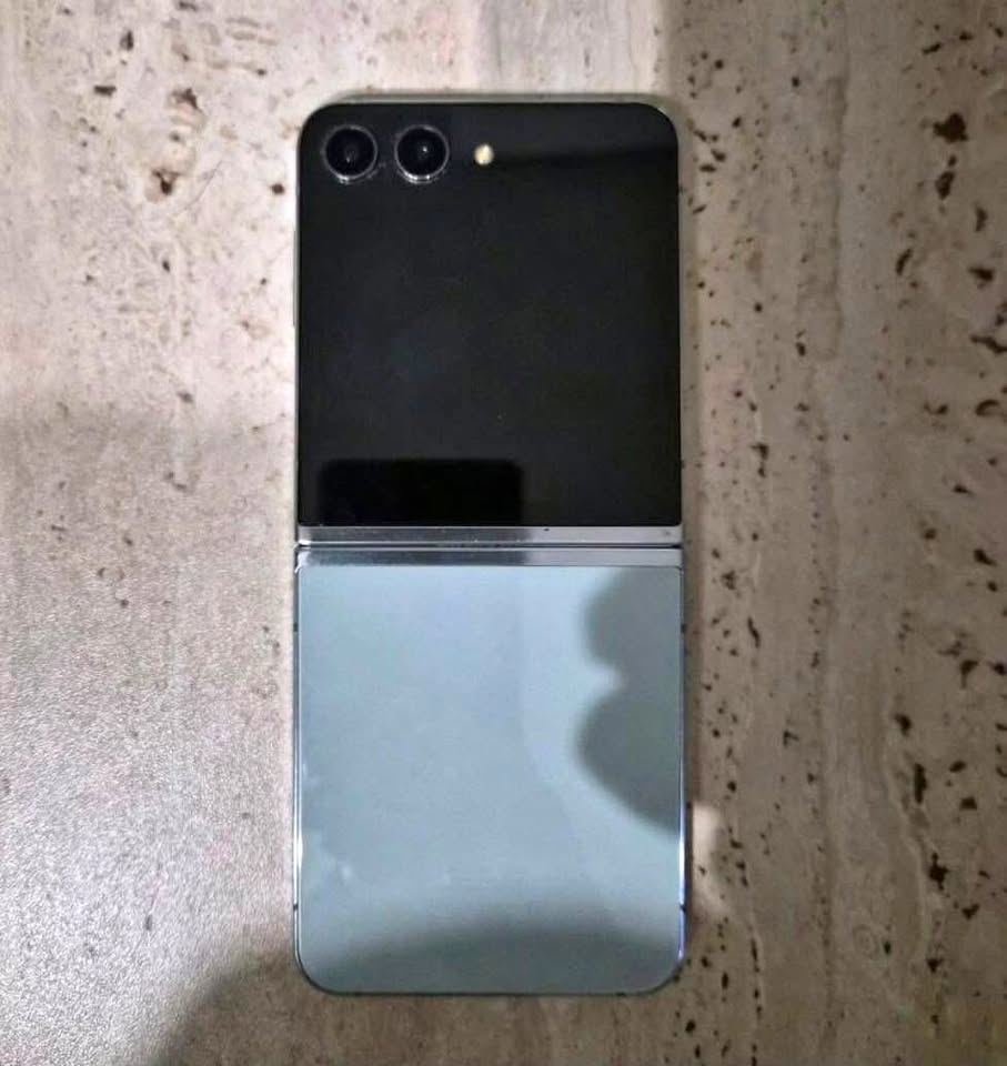 Samsung galaxy z flip 5 256gb