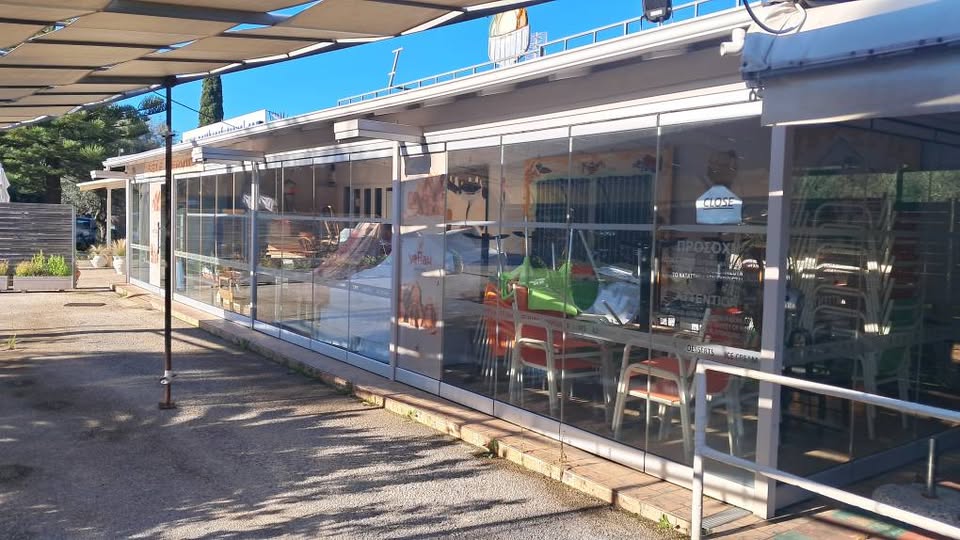 Κατάστημα 300 τμ σε 2 επίπεδα. 200 + 100 τμ