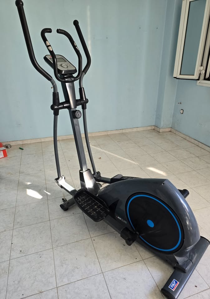 Πωλείται μεταχειρισμένο Ελλειπτικό Elite ( X-FIT)