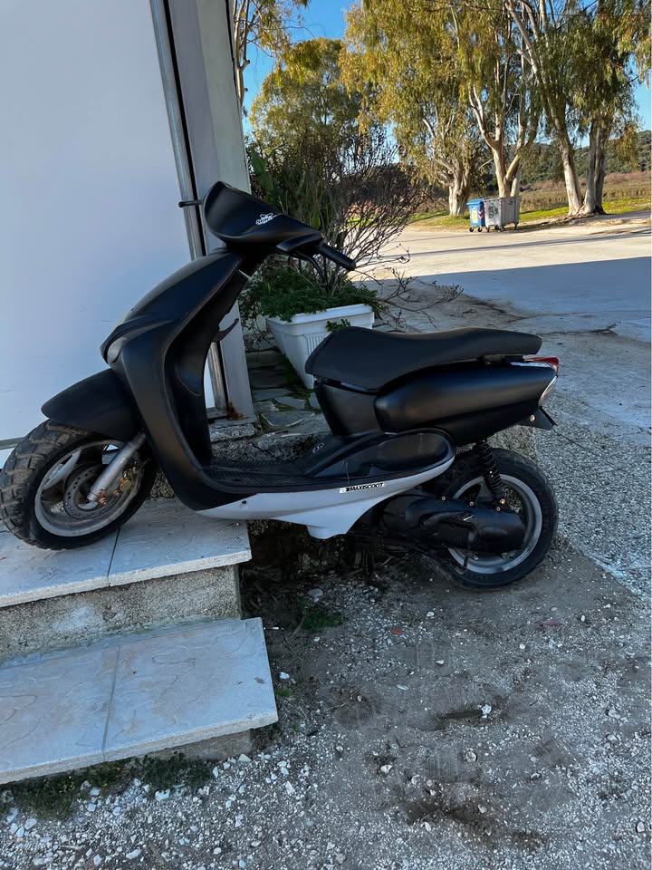 Yamaha NEOS 50 2007 2stroke – Ηγουμενίτσα