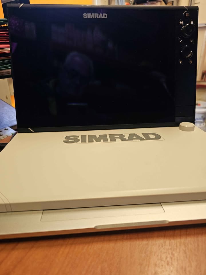 SIMRAD NSS EVO3S 12