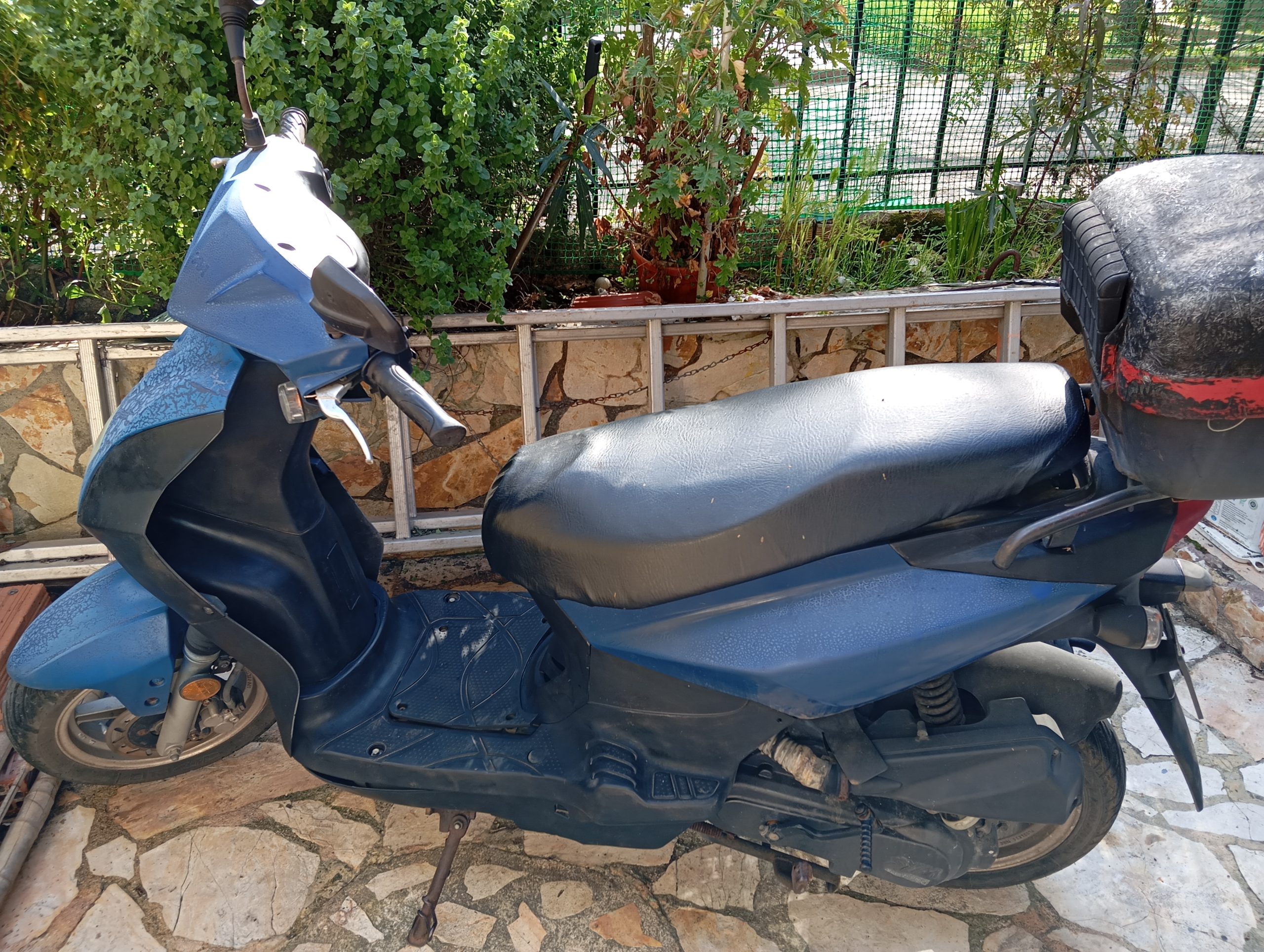 Πωλείται μηχανή