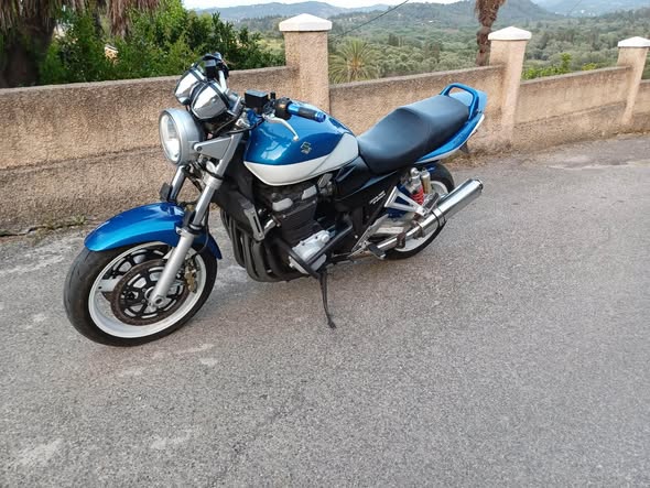 Πωλείται GSX-1400